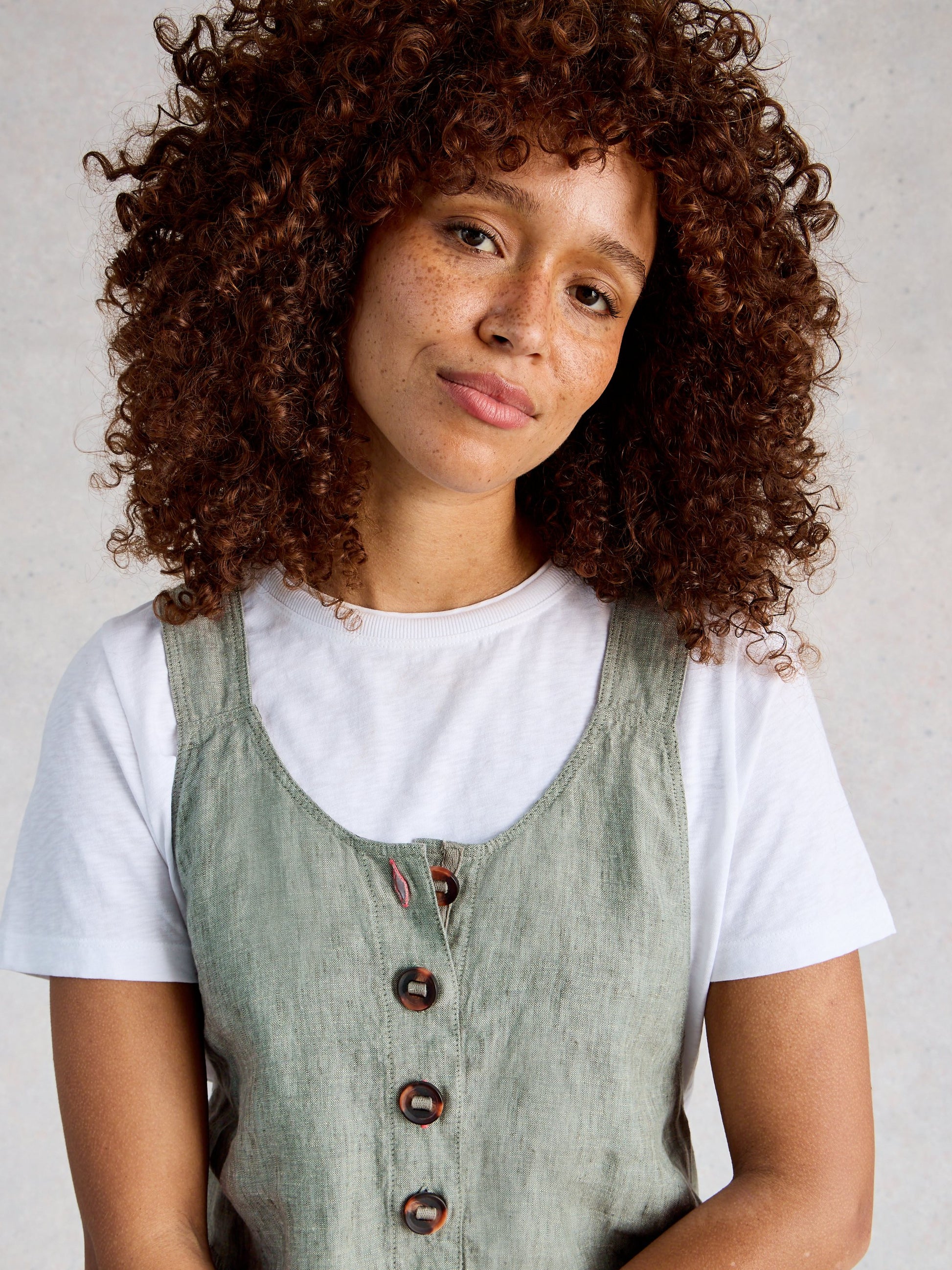Viola Linen Dungaree - Green - Suttles & Seawinds