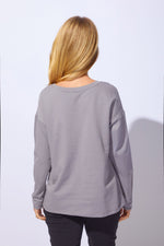 Load image into Gallery viewer, ESCAPE -  FLORAL OUTLINE PULLOVER
