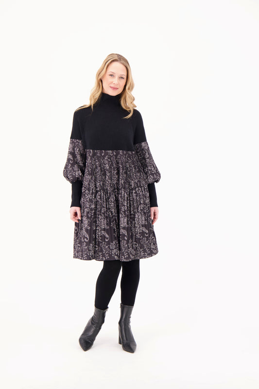 GABBY ISABELLA - PRINT PLEATED DRESS