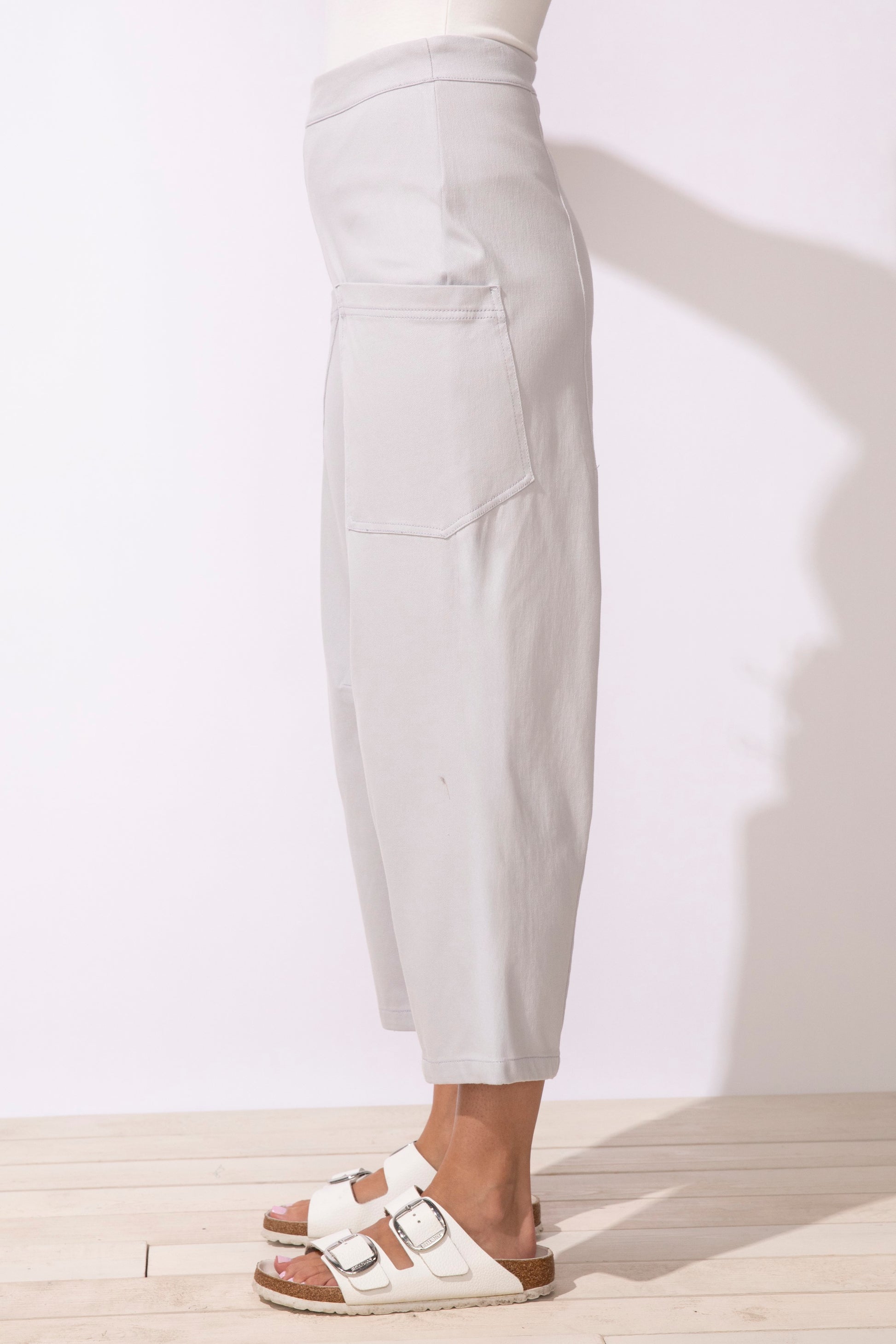 Comfort Darted Jean - Suttles & Seawinds