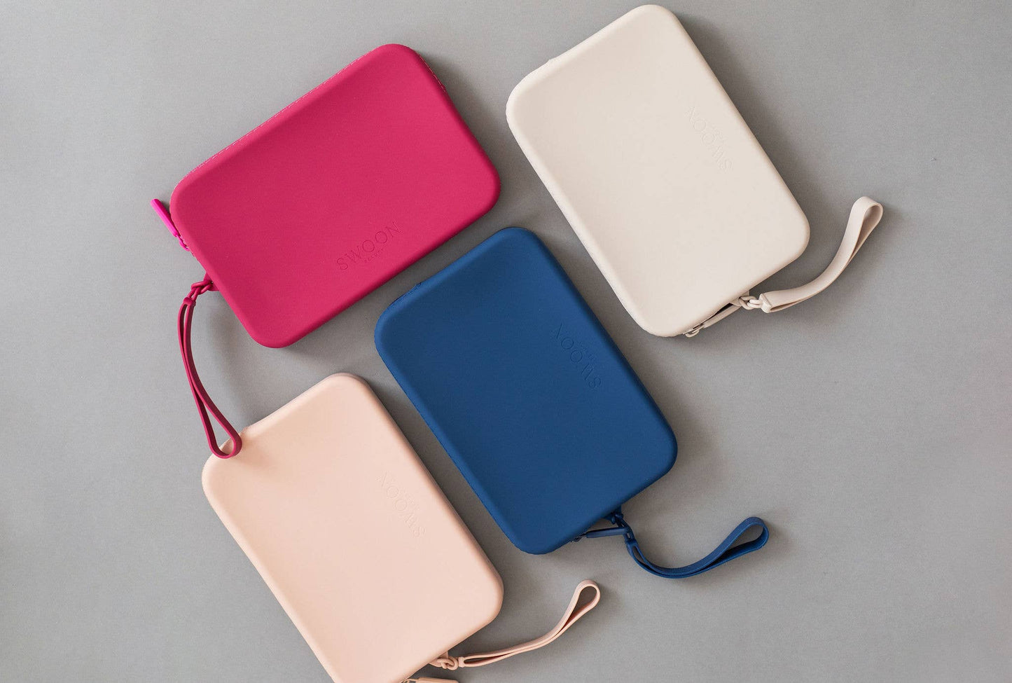 SWOON  - SILICONE MAKE UP BAG - MEDIUM