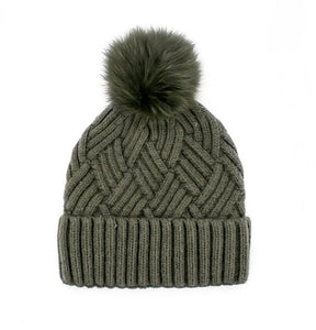 MM - KNIT HAT W/ FOX POMPOM