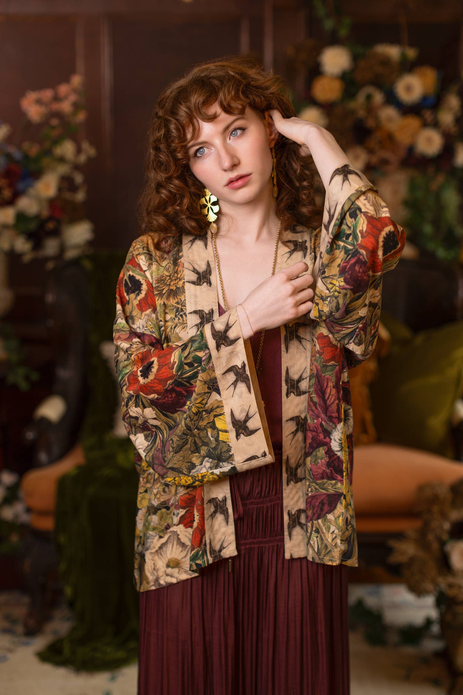 Golden Hour Pixie Duster Cropped Kimono w/ Florals - Suttles & Seawinds