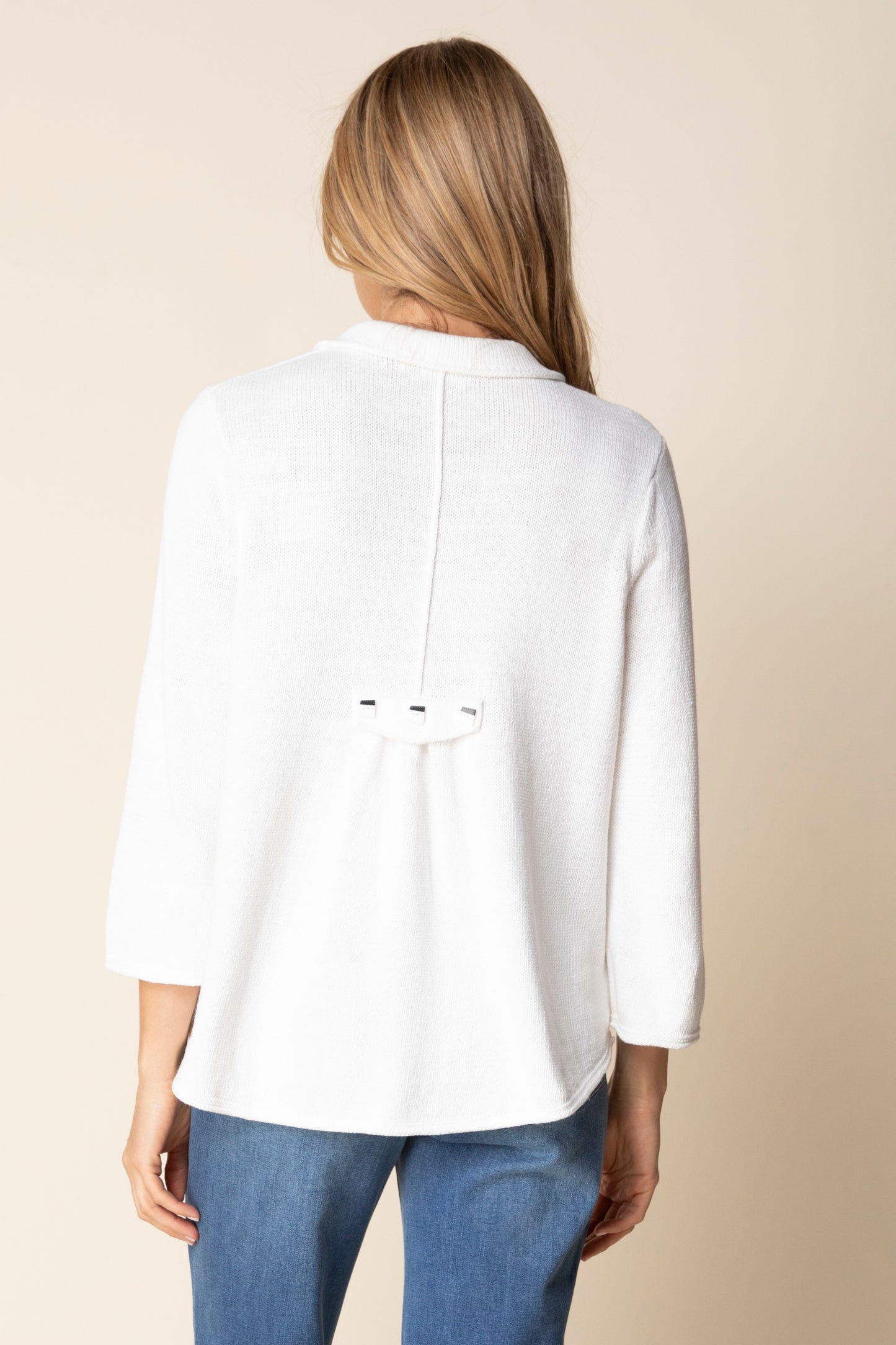 PLEAT BACK JACKET