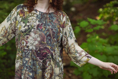 Love Grows Wild Artist Dress Tunic w/ Pockets, Bees & Floral - Suttles & Seawinds