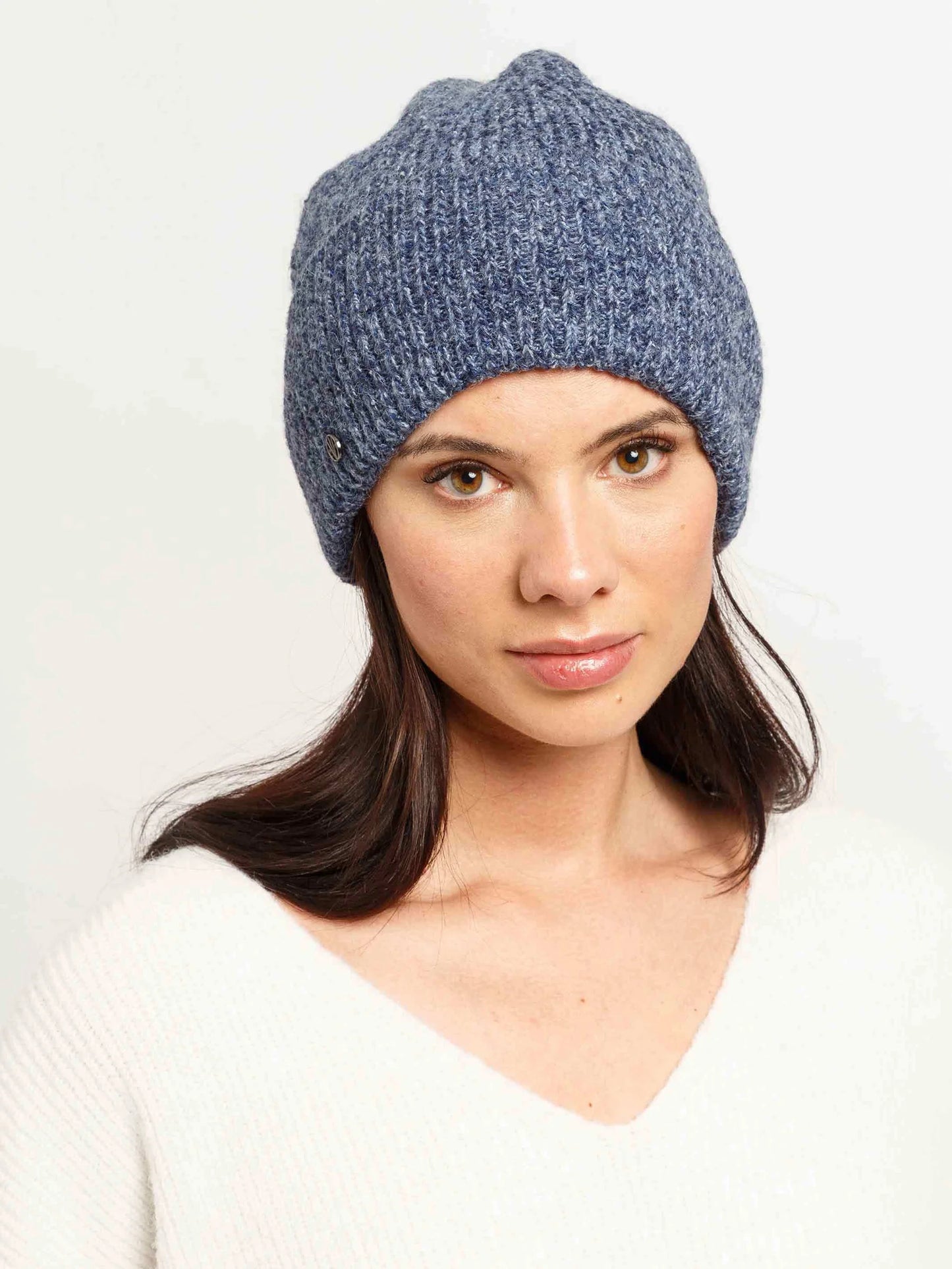 LOEVENICH - BEANIE WITH GLITTER YARN