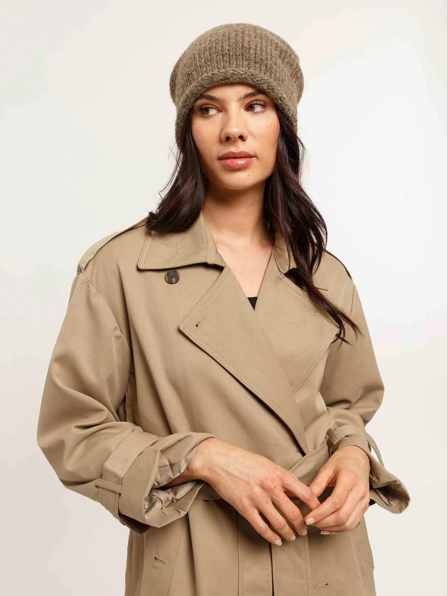 LOEVENICH -KNITTED HAT