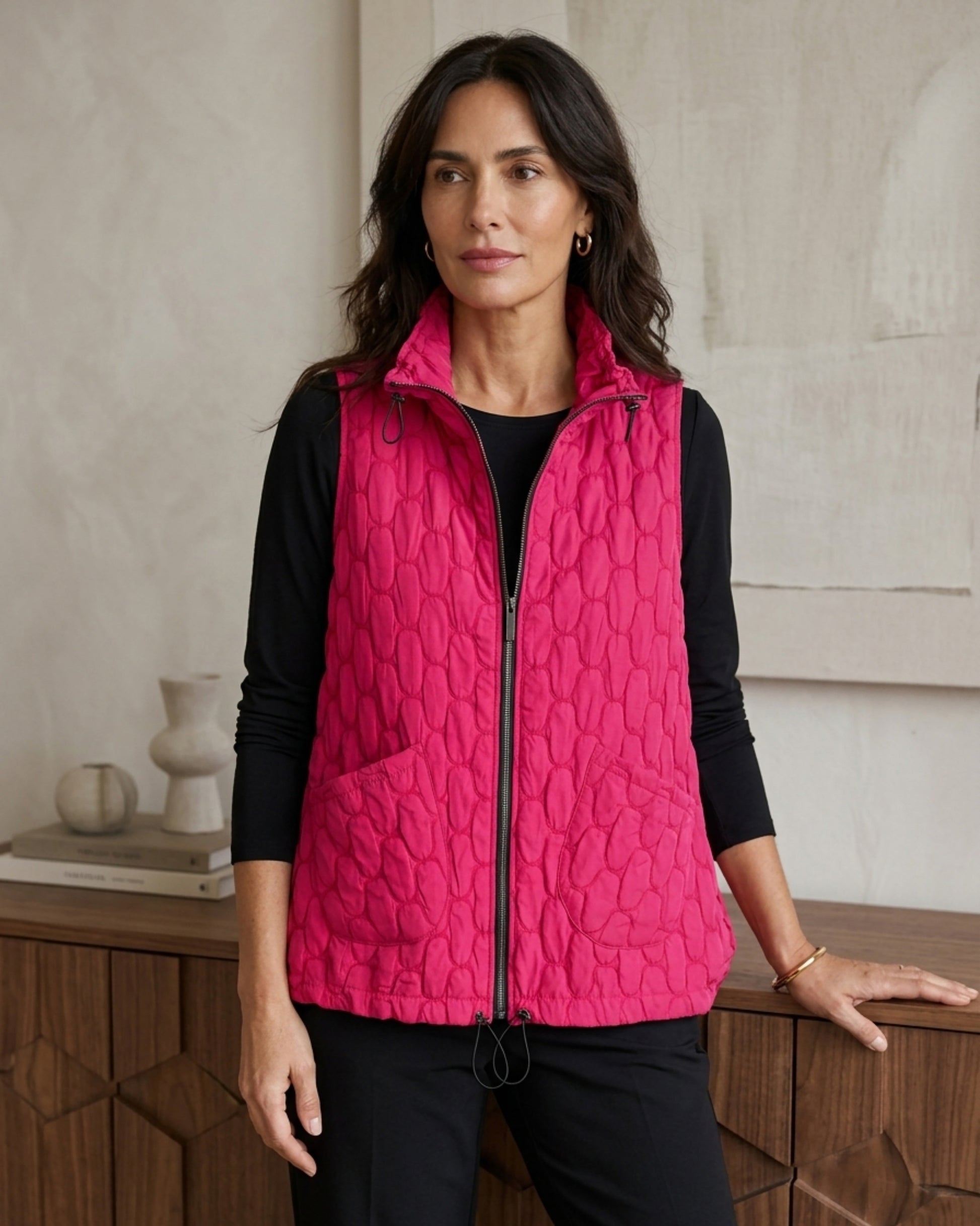 Capsule Vest in Magenta