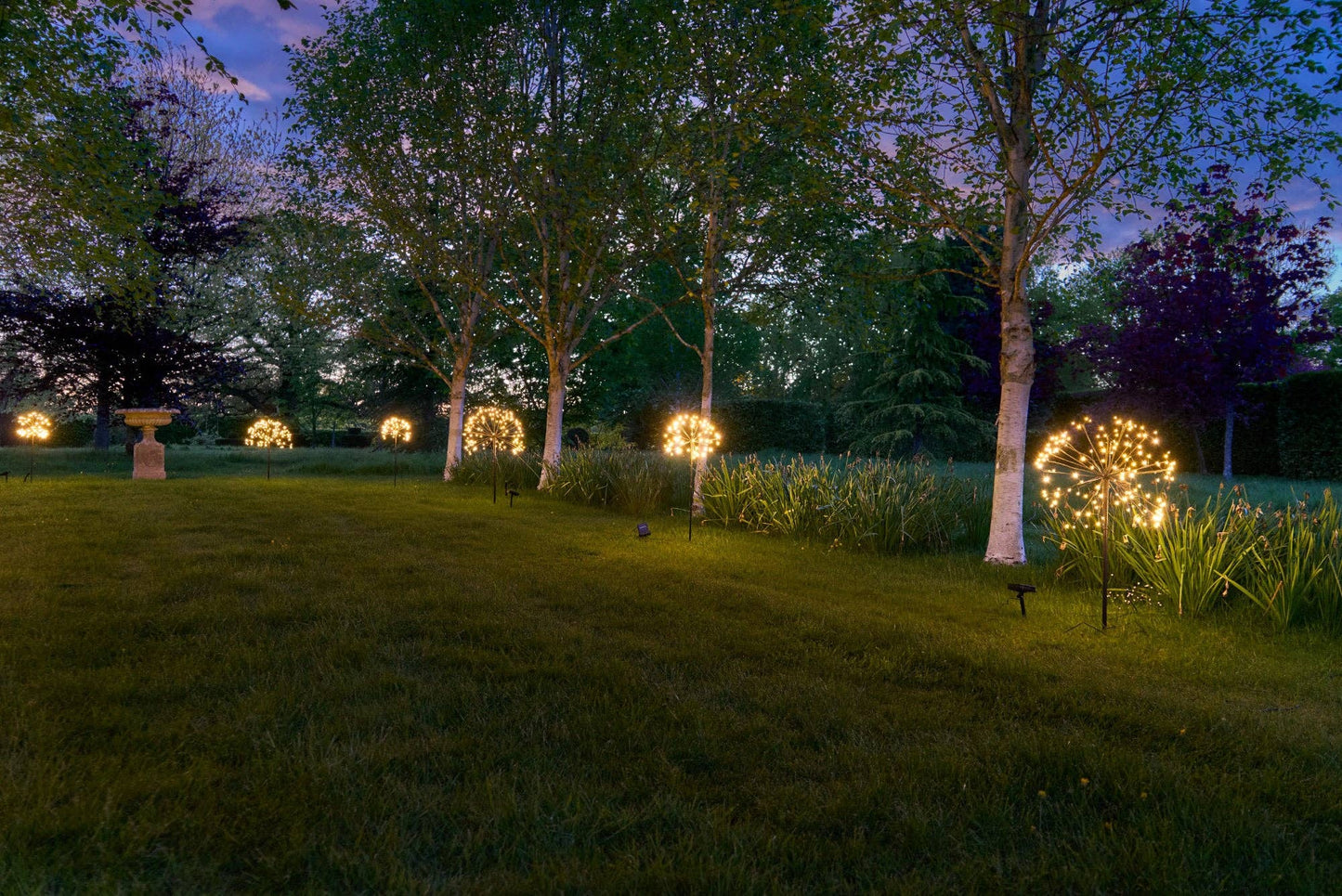 Lumina Of London Co - Solar Dandelion Light