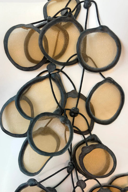 TRANSPARENT RUBBER NECKLACE