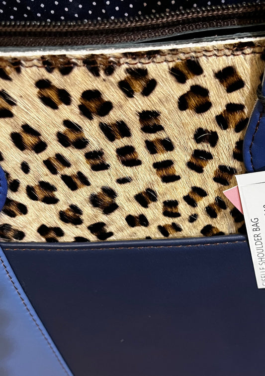 GISELLE SHOULDER BAG