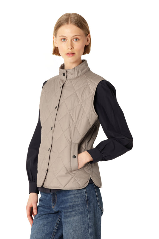 QUILTED SHORT VEST
