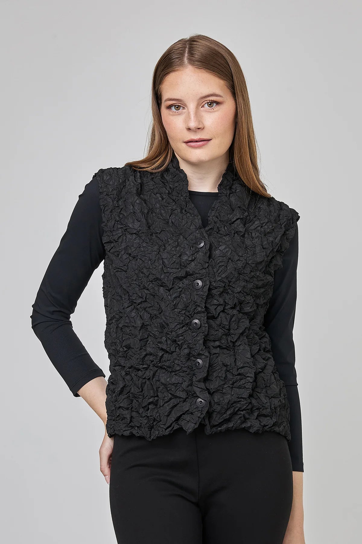 UCHUU - CRINKLE VEST