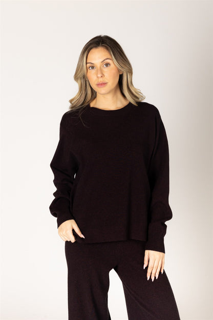 Essentials Crew Pullover