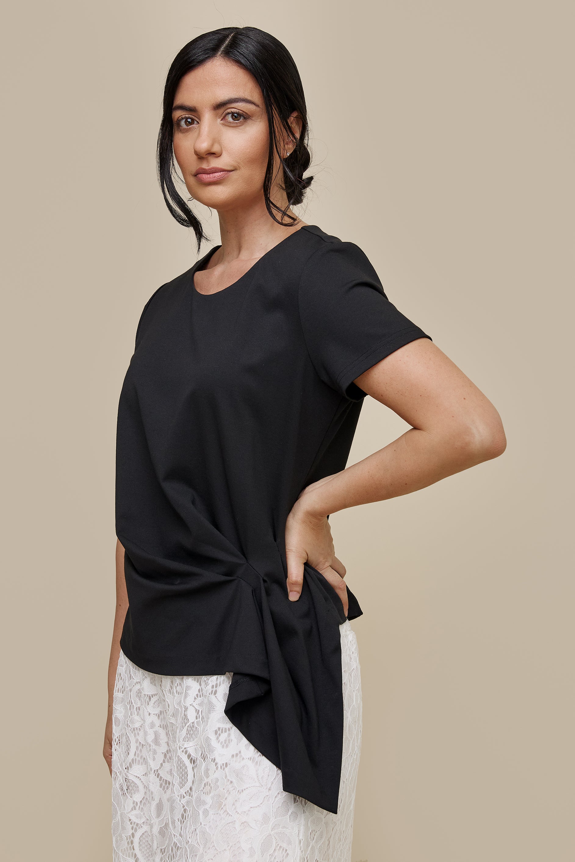 UCHUU- SCOOP NECK TOP WITH ASYMETRIC TUCK