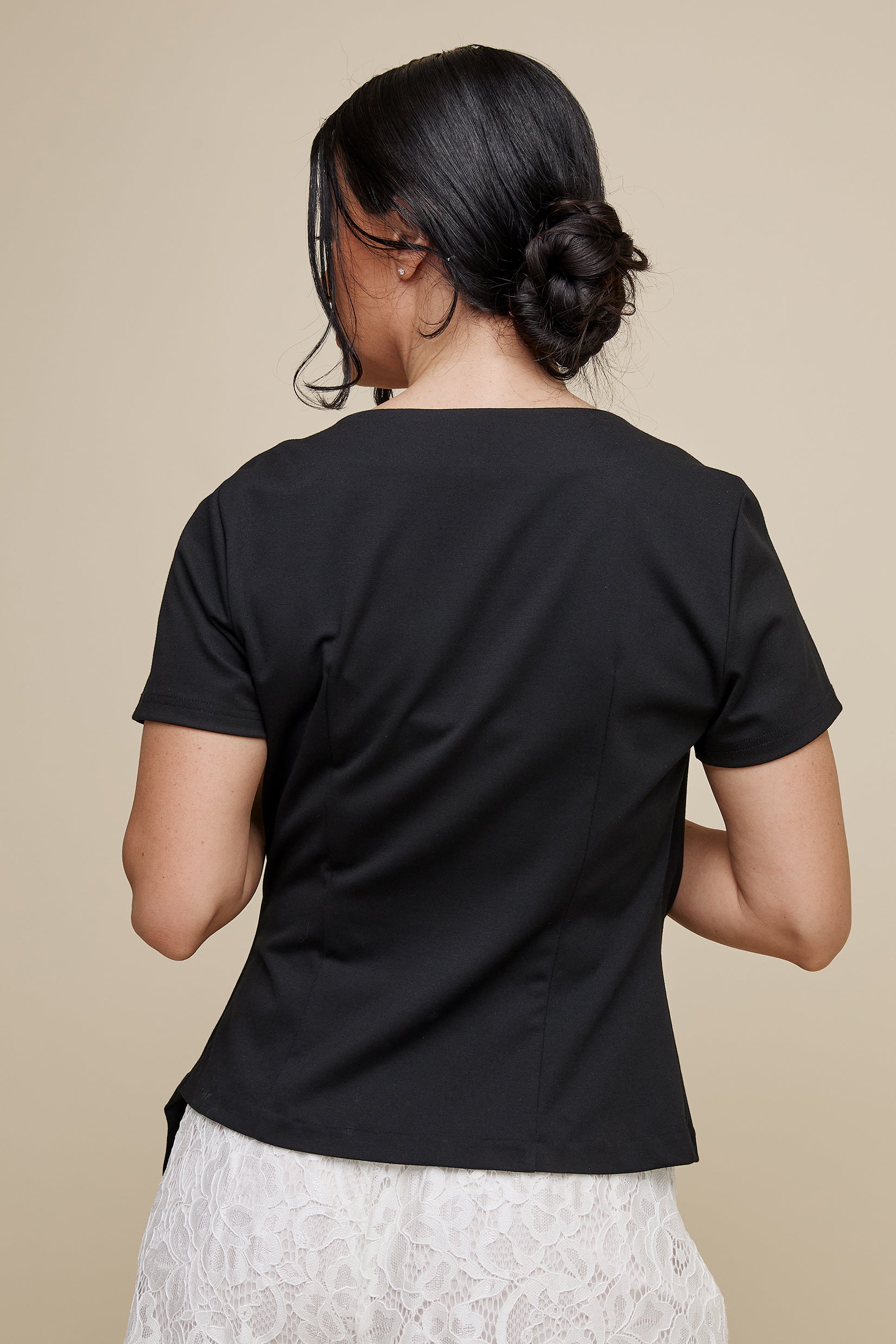 UCHUU- SCOOP NECK TOP WITH ASYMETRIC TUCK