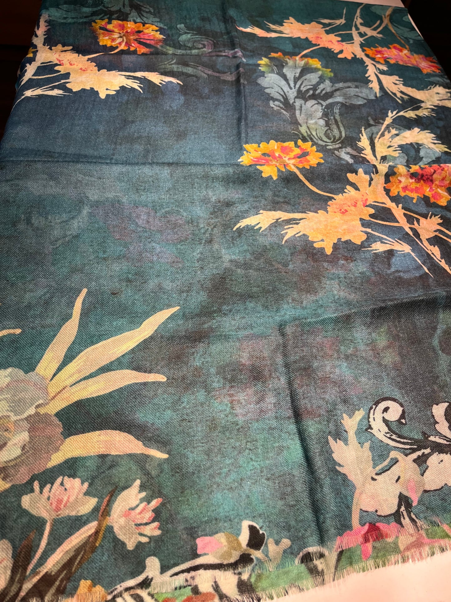 RADIANCE - DIGITAL WOOL & SILK WOVEN SCARF