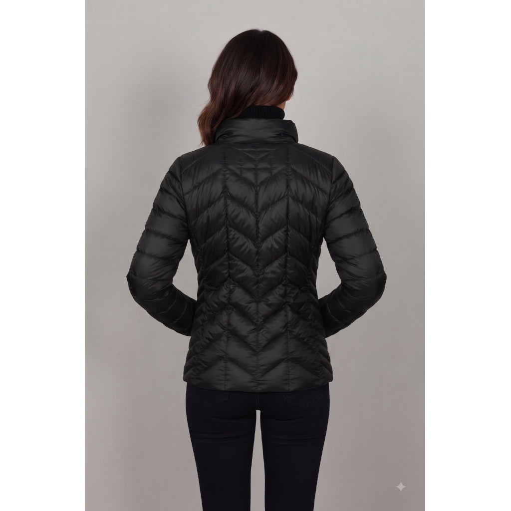 JUNGE Daisy Short Light Down Jacket Black - Alternate View