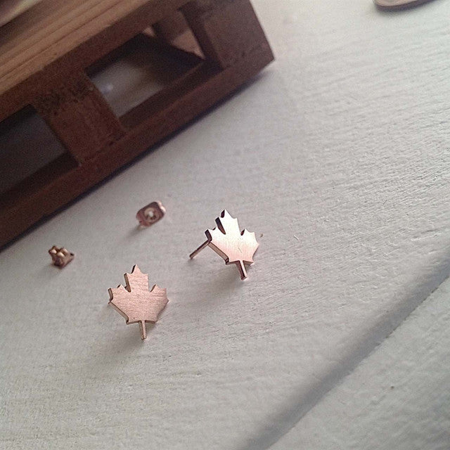 PIKA AND BEAR - MAPLE LEAF STUD EARINGS