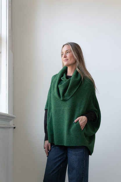 Kanga Cowl Capelet