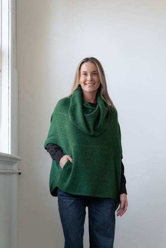 Kanga Cowl Capelet