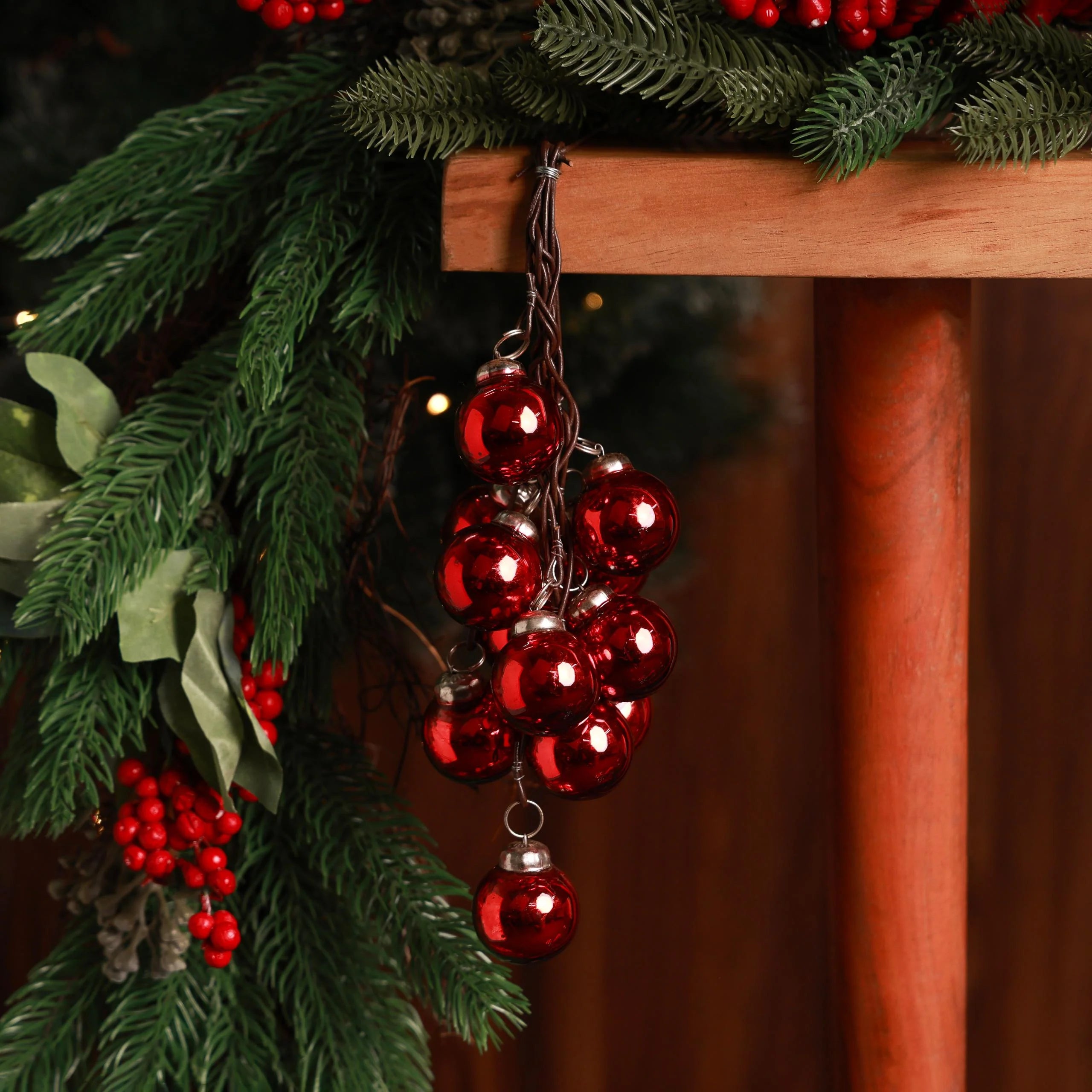 RL - RED BAUBLE TREE DECORATION