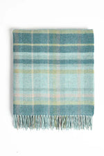 Load image into Gallery viewer, FOXFORD - ROSSLARE LAMBSWOOL THROW
