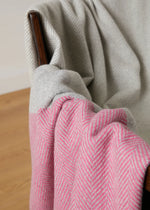 Load image into Gallery viewer, FOXFORD -LILY WOOL &amp; CASHMERE THROW
