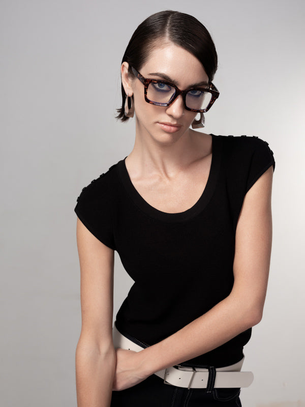 BUTTON SHOULDER RAYON KNIT TEE