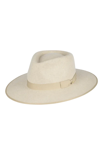Tara Fedora