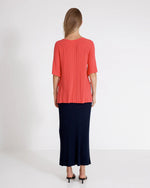 Load image into Gallery viewer, HOLEBROOK - PATRICIA TEE
