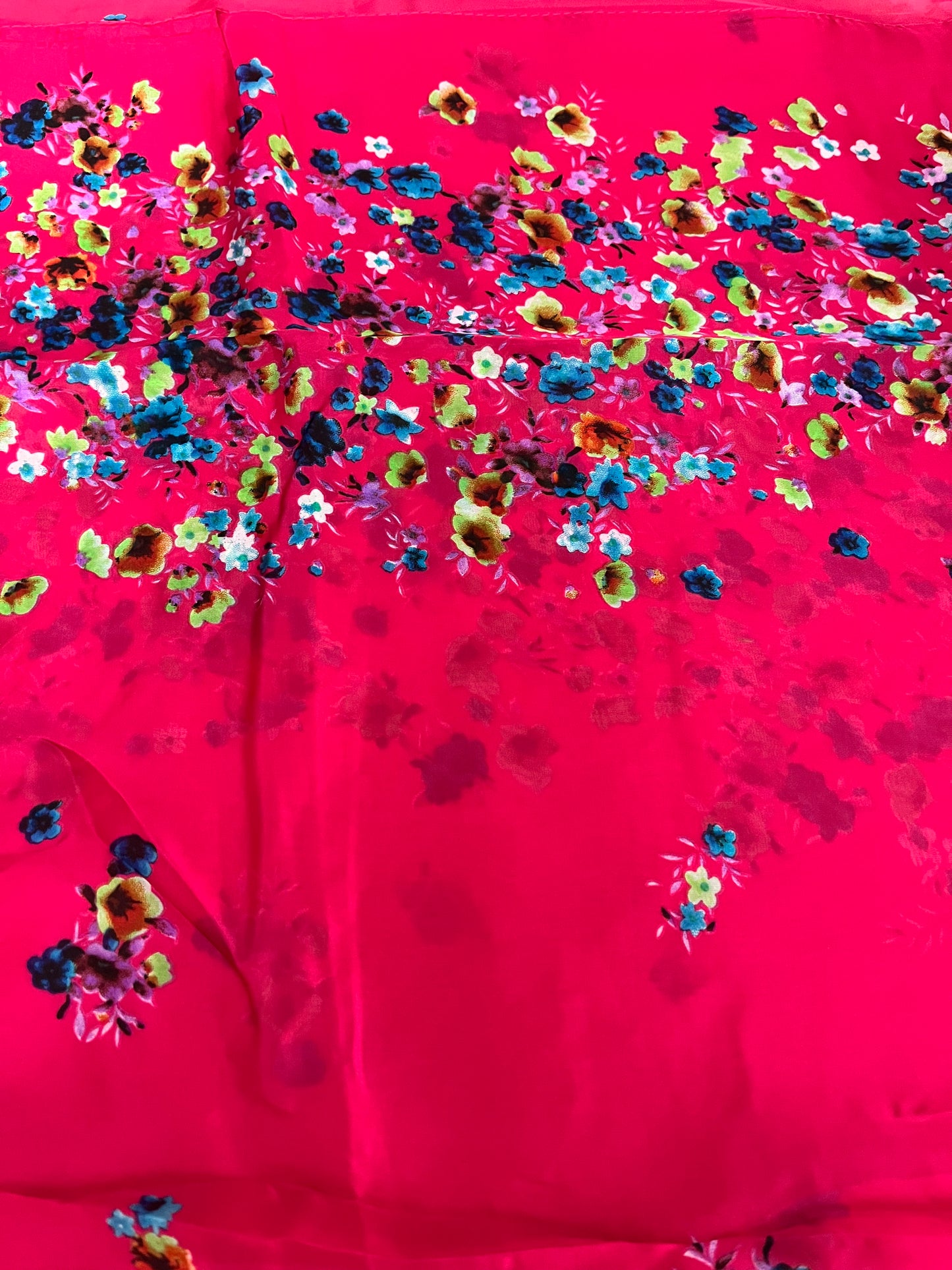 T & E - FLORAL BORDER LIGHTWEIGHT PAREO SCARF