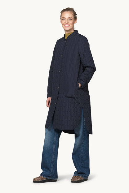LINE01 long quilted jacket