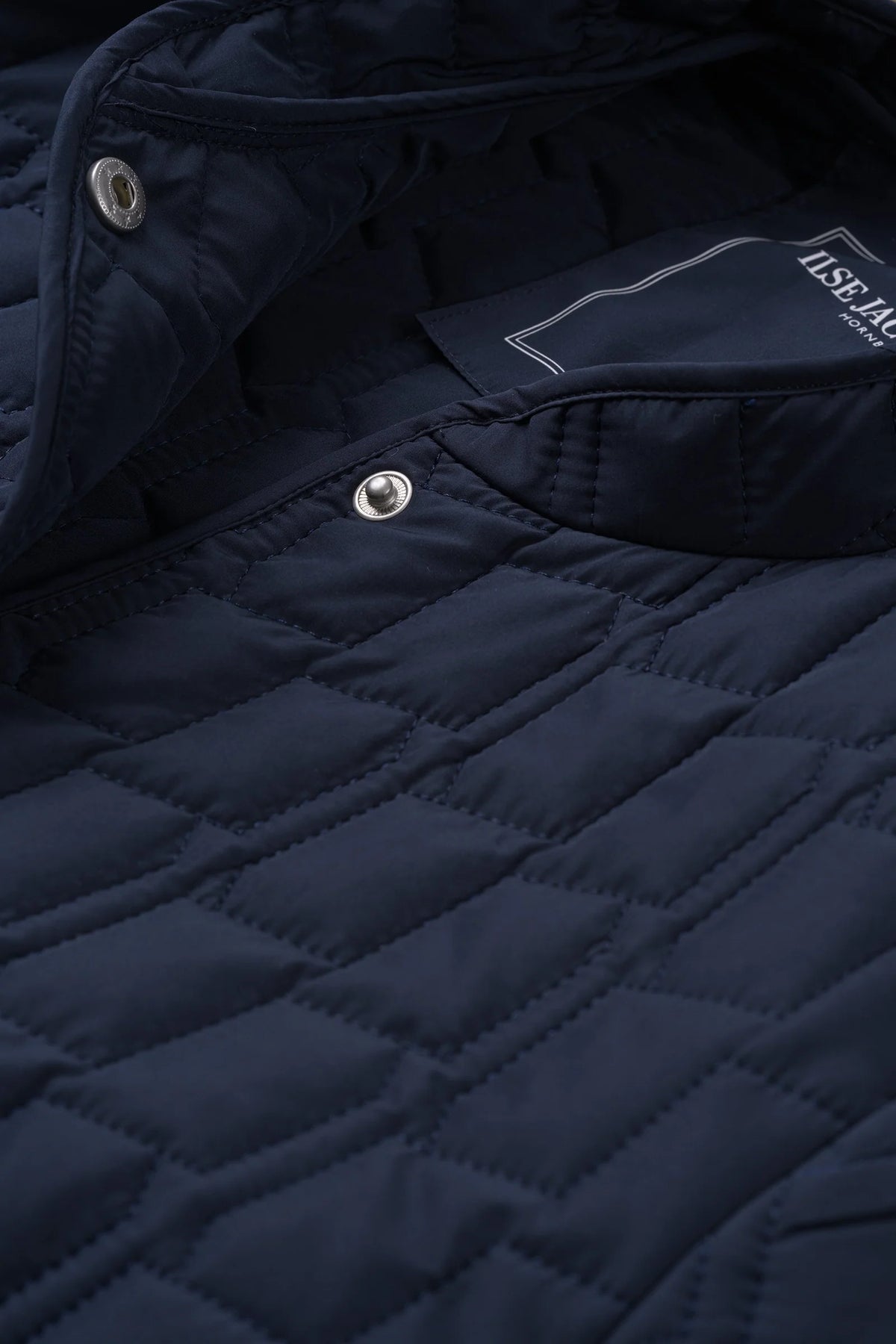 LINE01 long quilted jacket