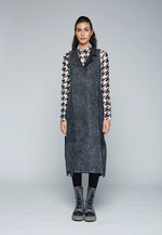 Load image into Gallery viewer, LUUKAA - SLEEVELESS JOHNY COLLAR DENIM DRESS
