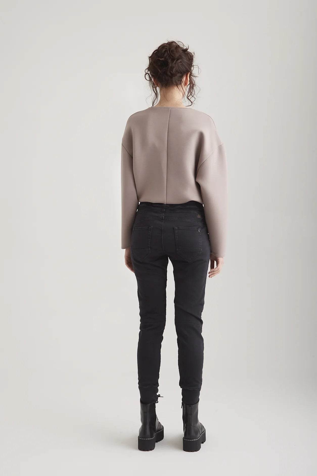 CUP OF JOE - MILA JOGGER