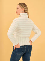Load image into Gallery viewer, DOLCEZZA - QUILTED COAT
