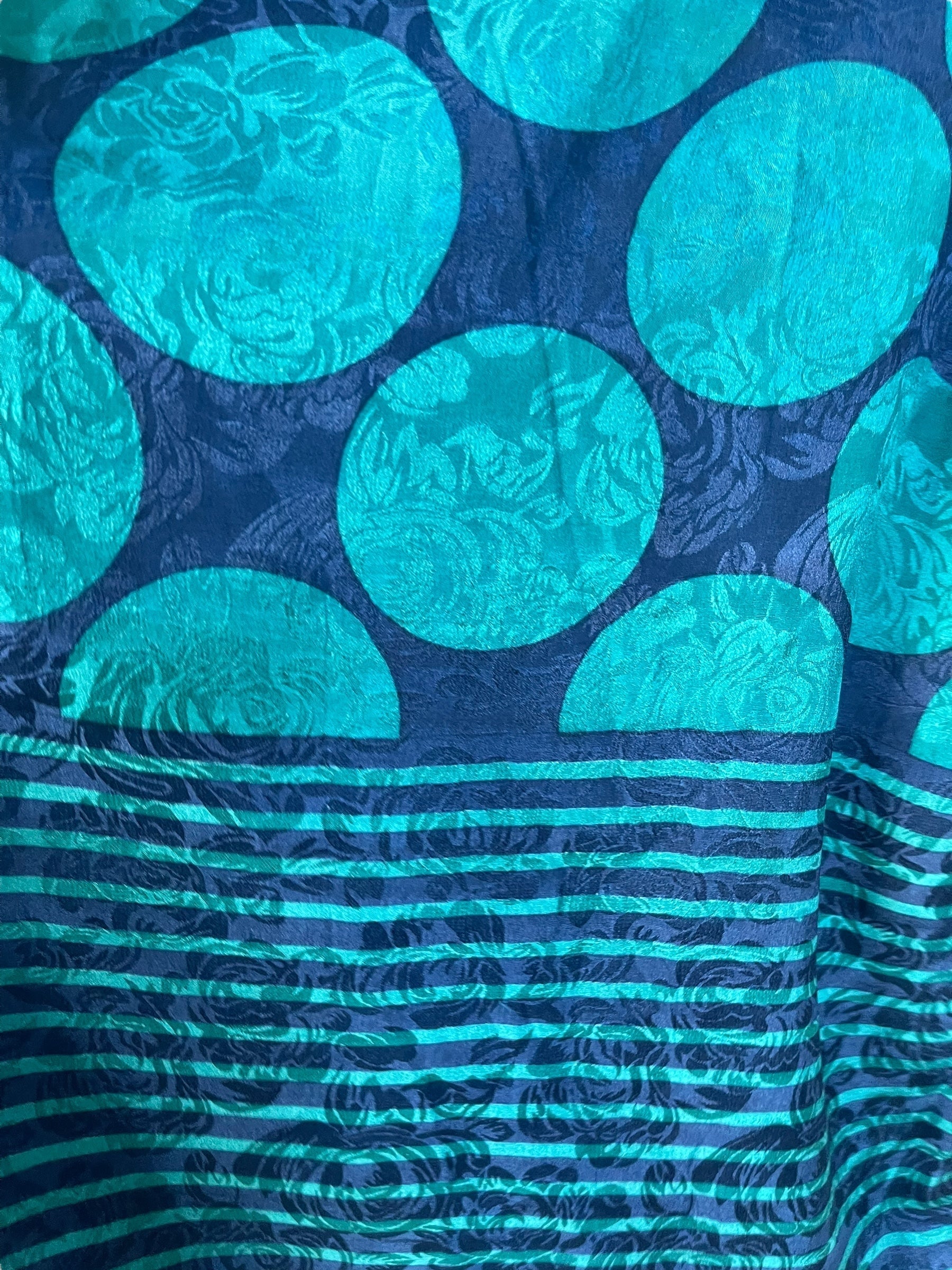 sariKNOTsari  PRC6994 Avatar Pure Silk Cardigan
