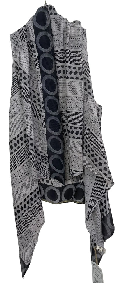 Pattern silk versatile vest