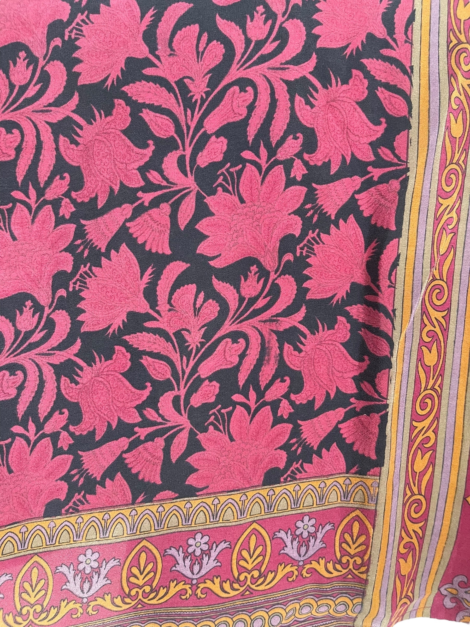 sariKNOTsari  PRC6709 Avatar Pure Silk Kimono-Sleeved Top