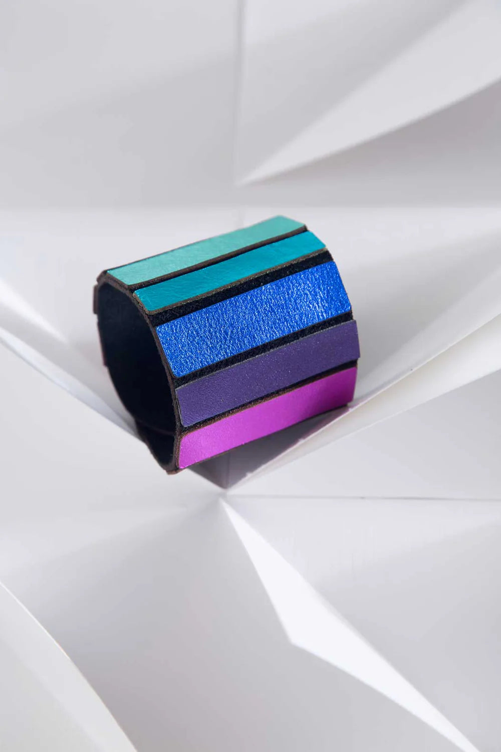 ISKIN SISTERS - RAINBOW BRACELET