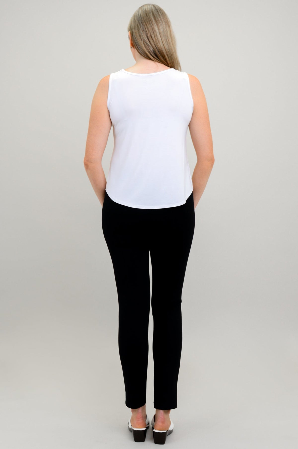 Ritzy Tank in White