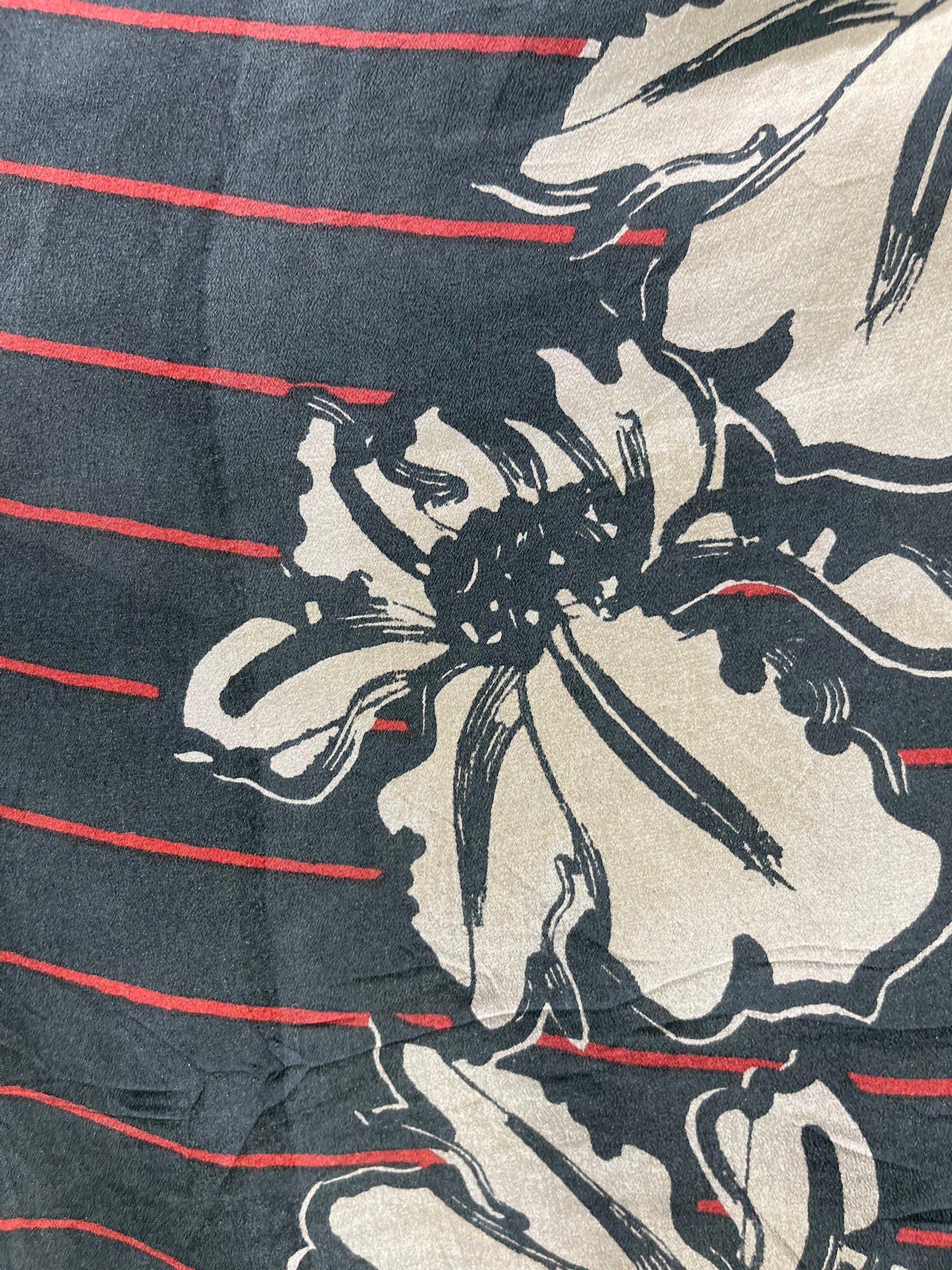 sariKNOTsari  PRC5655 Avatar Pure Silk Shrug