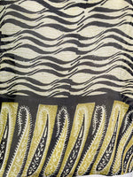 Load image into Gallery viewer, LACE TRIM BOXY TOP
