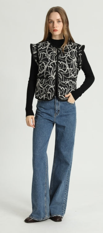 ELOISE GILET