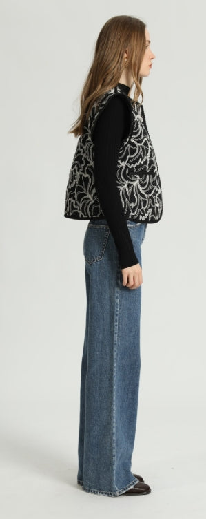 ELOISE GILET