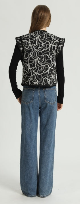 ELOISE GILET