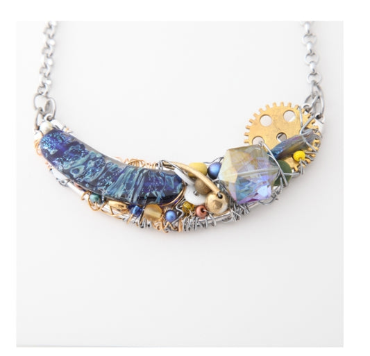 STARRY NIGHT STATEMENT CRESENT NECKLACE