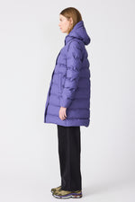 Load image into Gallery viewer, TANTA - STUHI RAIN COAT
