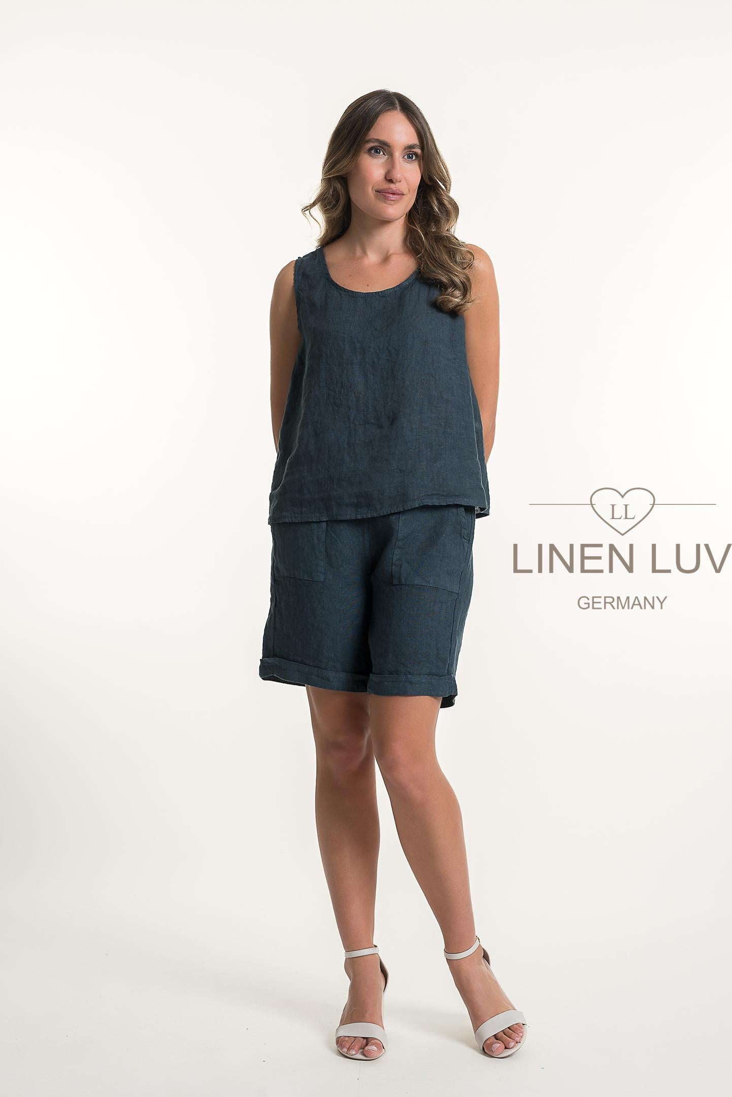 French Linen Relaxed Fit Button Back Top - Suttles & Seawinds